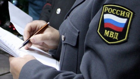 В Бердске сотрудники полиции задержали подозреваемых в разбое